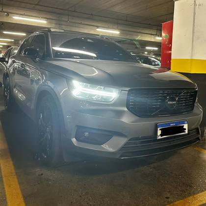 VOLVO XC40 2.0 T5 GASOLINA R-DESIGN AWD GEARTRONIC